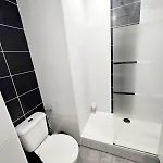 Lägenhet Climatise Centre Port Avec Piscine & Parking Agde