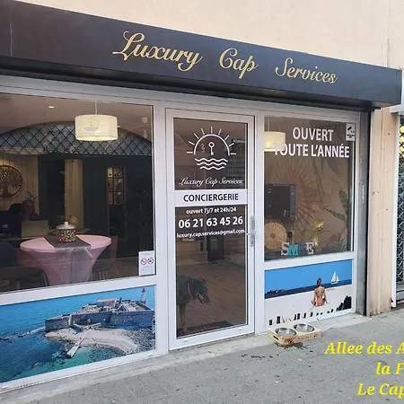 Apartment Climatise Centre Port Avec Piscine & Parking Agde