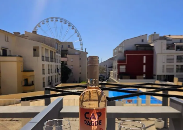 Climatise Centre Port Avec Piscine & Parking Apartment