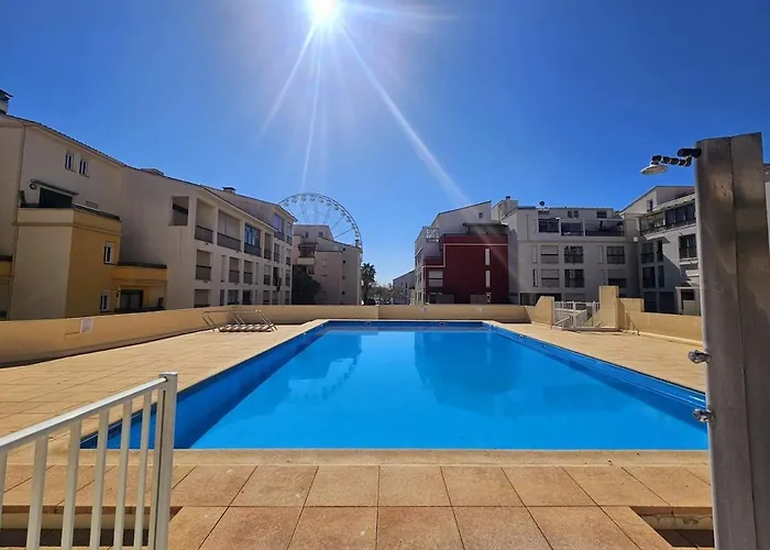 Apartment Climatise Centre Port Avec Piscine & Parking Agde