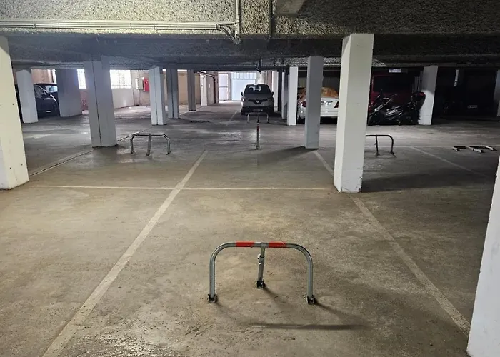 Climatise Centre Port Avec Piscine & Parking Apartment Agde