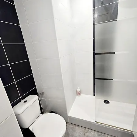 Apartment Climatise Centre Port Avec Piscine & Parking Agde